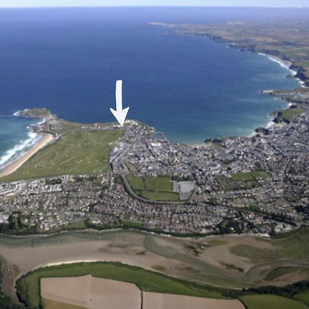 Apartment 100M From Fistral Beach- Underground Parking-Surf Shower & Locker- Sleeps 6 New Quay Екстериор снимка